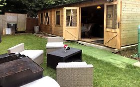 Cosy Garden Log Cabin